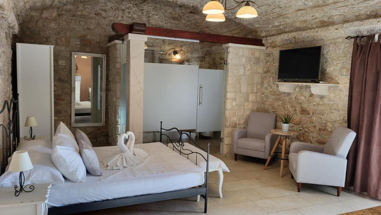 Stone House Apartments Didini Dvori 룸바르다 외부 사진