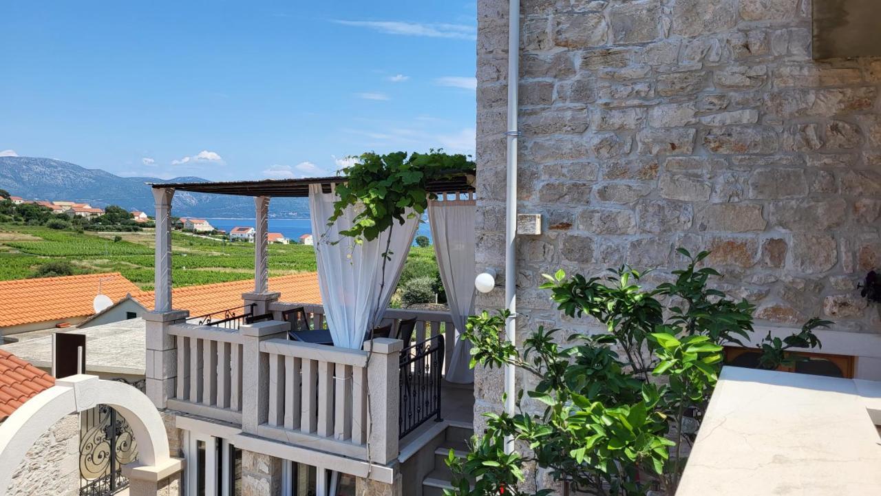 Stone House Apartments Didini Dvori 룸바르다 외부 사진