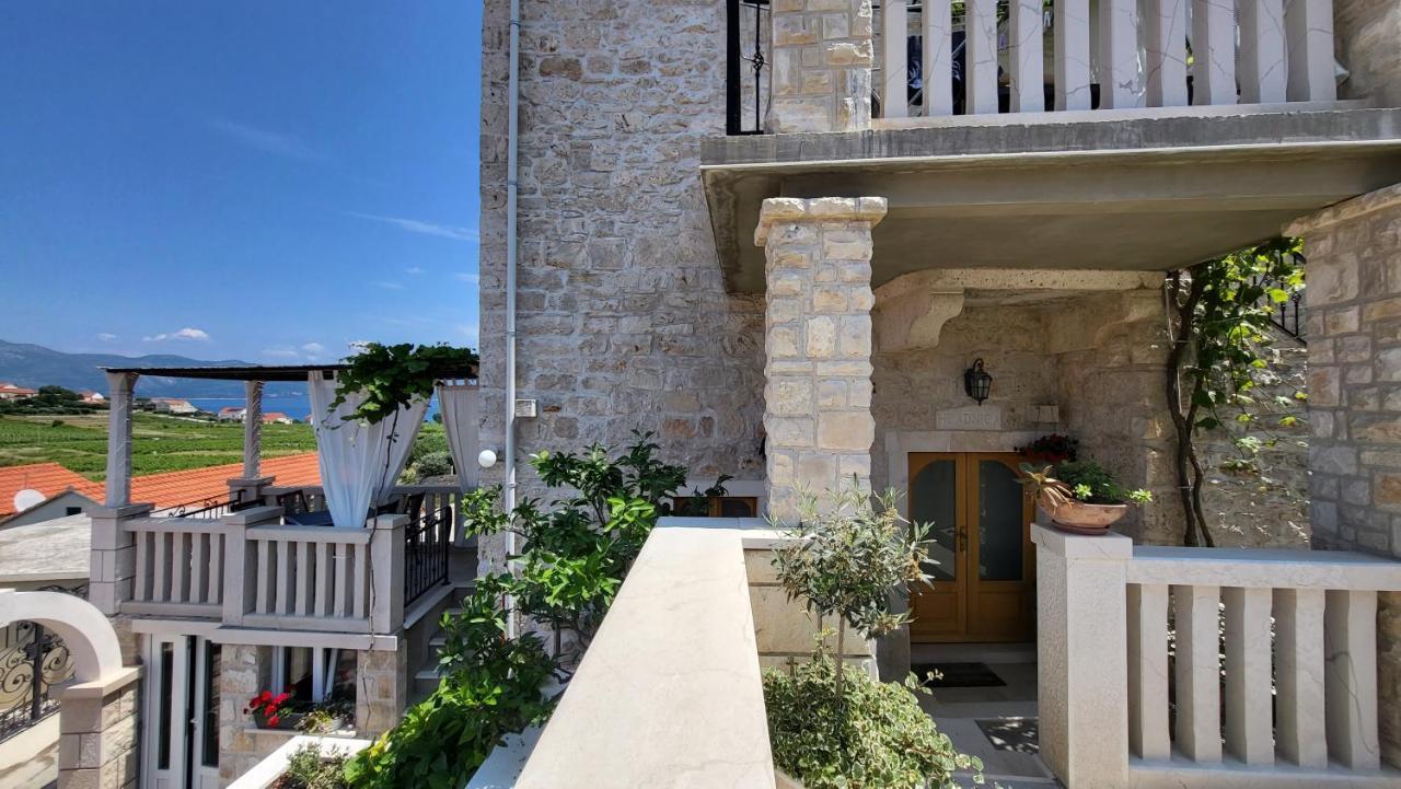 Stone House Apartments Didini Dvori 룸바르다 외부 사진